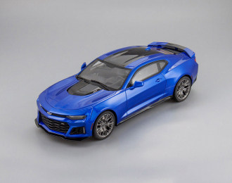 Chevrolet Camaro ZL1 (blue)