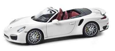 PORSCHE 911 Turbo S Cabrio 991 (2012), white