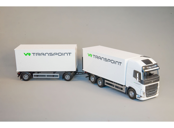 VOLVO FH фургон с прицепом VR Transpoit