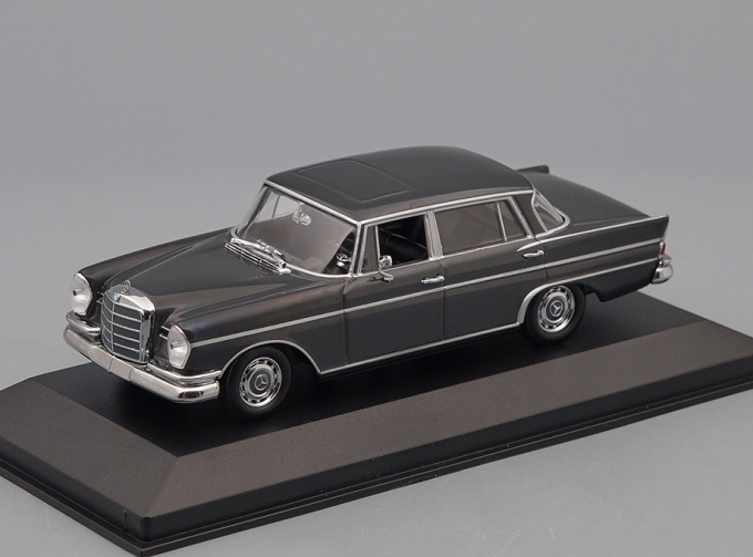 MERCEDES 300 SEL (1963), dark grey