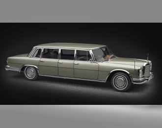 Mercedes-Benz (W100) 6-door Pullman with sunroof (oliv)