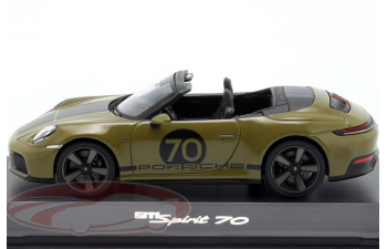 PORSCHE 911 (992.2) Spirit 70 (2025), olive