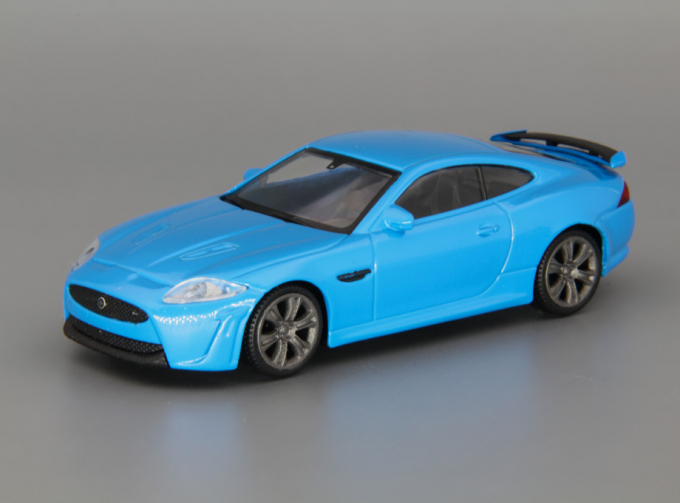 JAGUAR XKR-S, blue