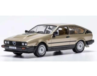 ALFA ROMEO GTV 6 (1982), beige 