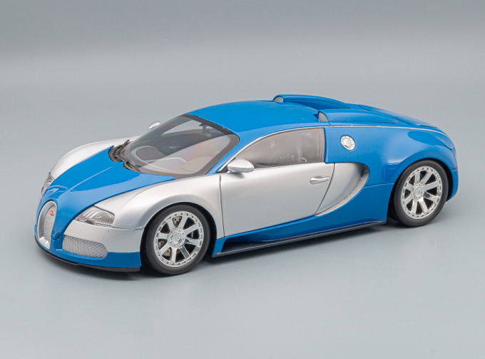 BUGATTI Veyron edition Centenaire 2009, chrome / blue