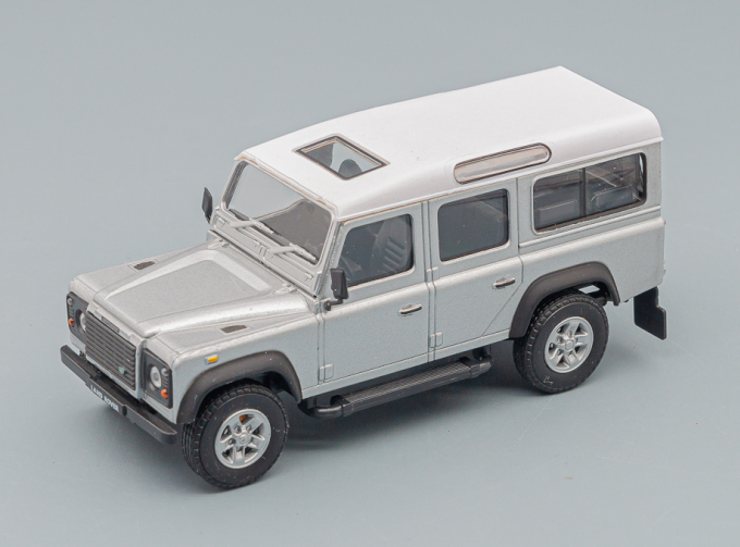 LAND ROVER Defender, silver / white