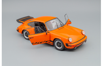 PORSCHE 911 Carrera 3.2 (1984), orange