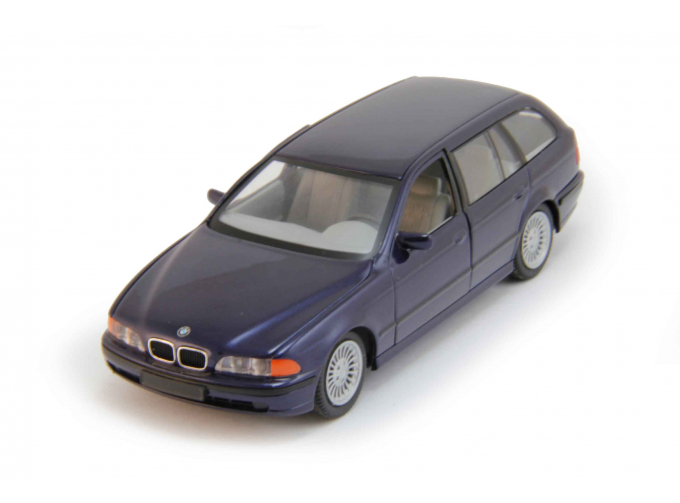 BMW 5er Touring E39, dark blue