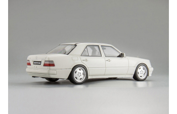 MERCEDES-BENZ E60 AMG (W124) (white)