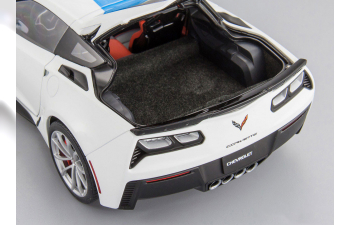 CHEVROLET Corvette C7 Grand Sport (2017), white / blue stripes / red fender hash marks