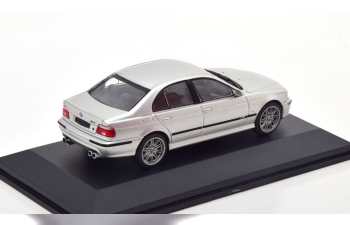 BMW M5 E39 (2003), silber