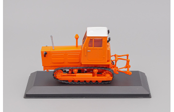 Т-4А (второго поколения), Тракторы 79, оранжевый