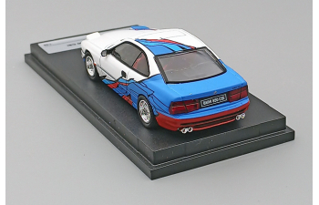 BMW 850 CSi (1992), white / blue / red