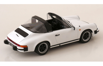 PORSCHE 911 SC Targa (1983), white