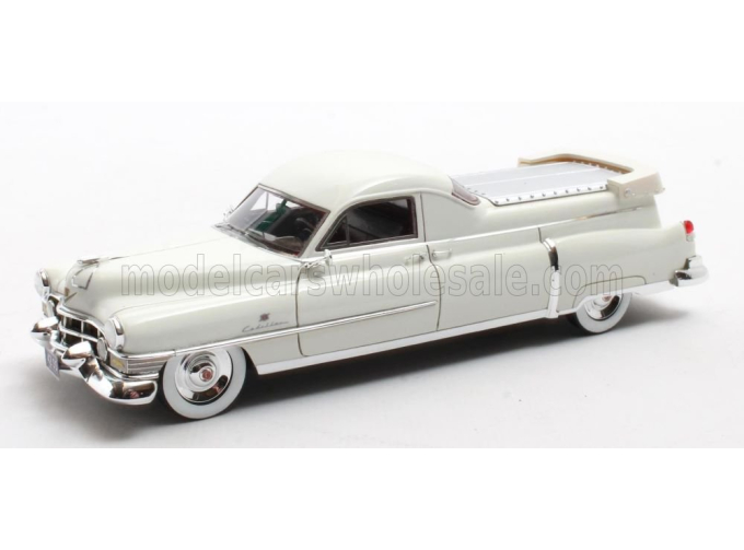 CADILLAC Professional S&S Florentine Flower (1951), white