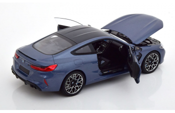 BMW M8 Competition Coupe (2020), graublau-metallic