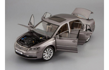 VOLKSWAGEN Phaeton, arabesque silver