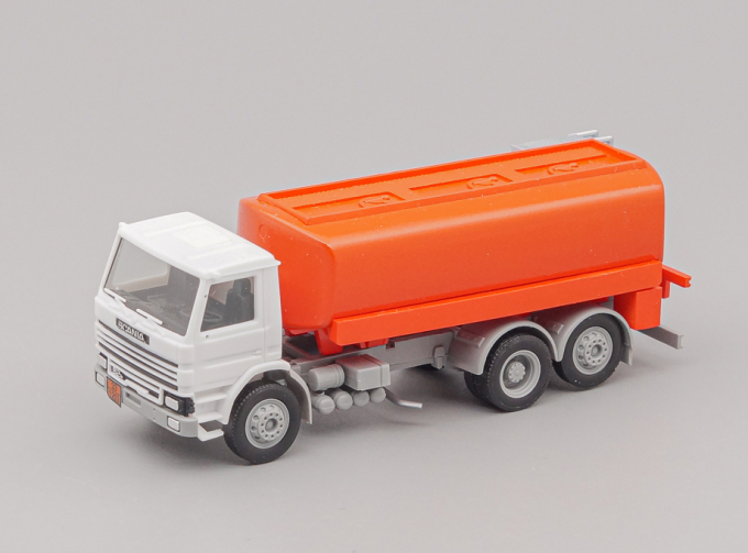 (Б/У) SCANIA 82 M Tank Truck, white / orange