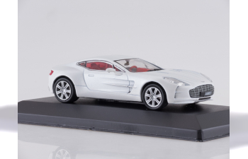 ASTON MARTIN One-77 (2010), metallic white