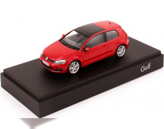 VOLKSWAGEN Golf 7, red