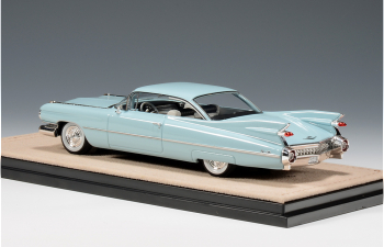 CADILLAC Coupe Deville (1959), Breton Blue