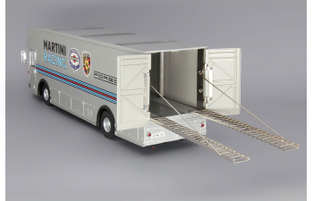 MERCEDES-BENZ Renntransporter Porsche, silver