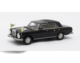 MERCEDES-BENZ 300SEL (W109) Landaulette Vatican (закрытый) 1967 Black