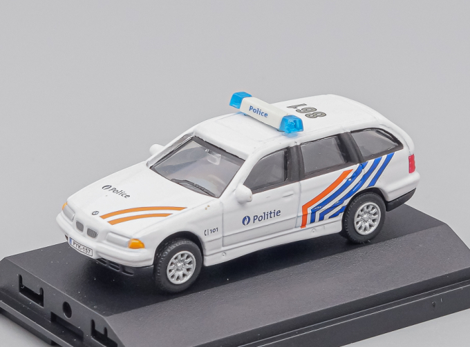 BMW 3 Series Politie, white
