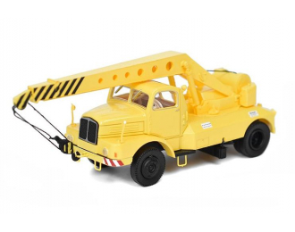 ADK 6.3 Crane (1965), light yellow