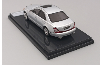 MAYBACH 57S W240 (2010), silver