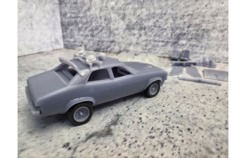 Сборная модель Ford Falcon из фильма Mad Max 1 1979 года (Interceptor)