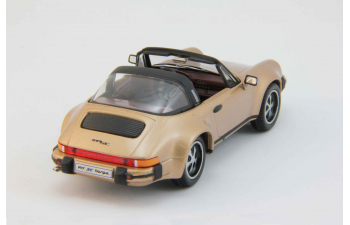 PORSCHE 911 SC Targa 3.0 (1982), gold