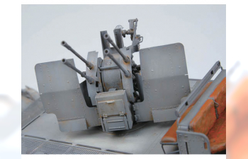 Сборная модель 20 мм. счетверенная ЗСУ на Sd Kfz. 7/2 (ранняя)