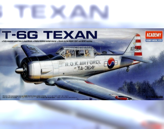 Сборная модель Американский учебно-тренировочный самолет North American T-6G Texan