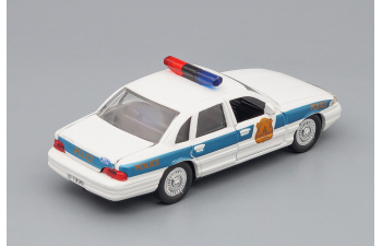 FORD Crown Victoria Police, white