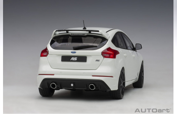 FORD Focus RS (2016), white