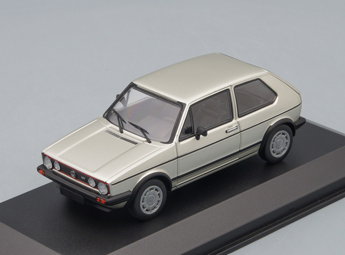 VOLKSWAGEN GOLF GTI - 1983 - SILVER METALLIC