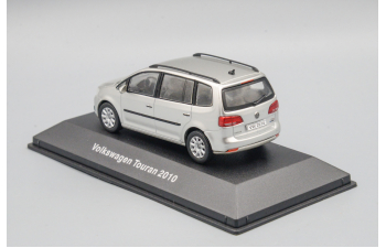 Volkswagen Touran 2010 Silver