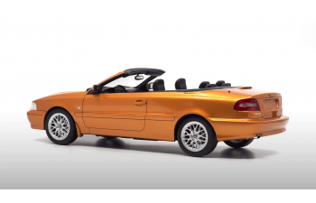 Volvo C70 Convertible reedition, Saffran