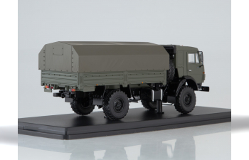 Камский грузовик 4350 4х4 Мустанг с тентом, зеленый