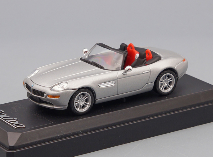 BMW Z8 Roadster (2000), silver