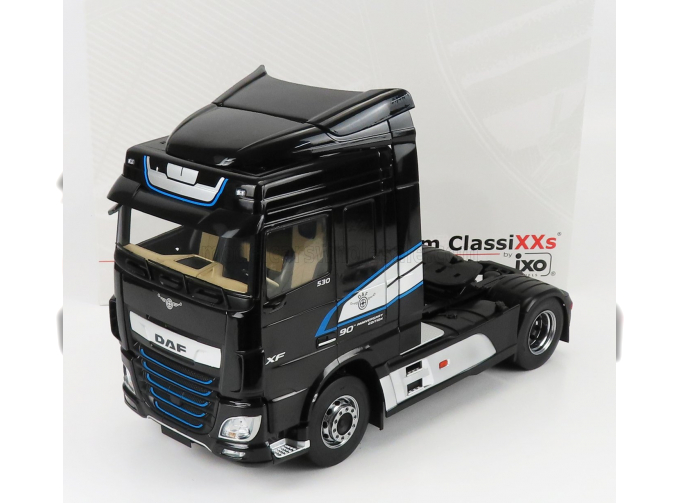 DAF XF SPACE CAB TRACTOR TRUCK 2-ASSI (2018), BLACK WHITE