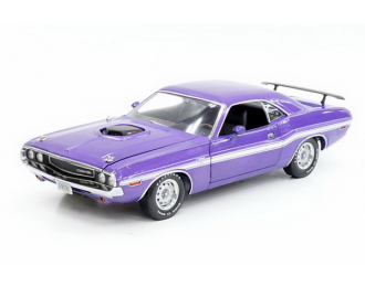 DODGE Challenger Hemi Shaker R/T (1970), plum crazy purple