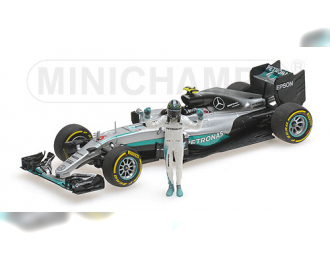 MERCEDES AMG PETRONAS F1 TEAM - F1 W07 HYBRID - ROSBERG - WORLD CHAMPION 2016 - W/ FIGURINE