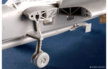 Сборная модель Бомбардировщик-торпедоносец Royal Navy Fairey Barracuda Mk. II