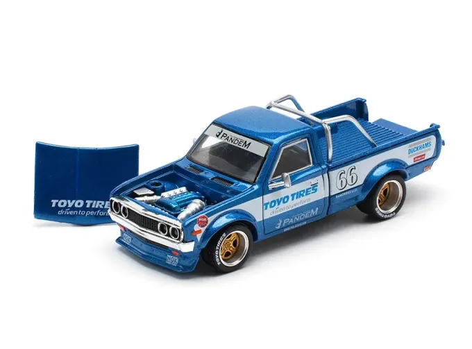 Pandem DATSUN 620, blue