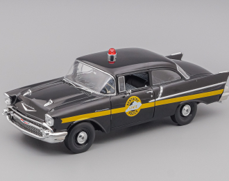 (Уценка!) CHEVROLET 150 Sedan (1957), schwarz