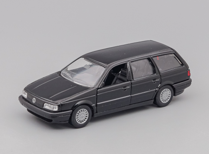 VOLKSWAGEN Passat Variant B3 (1988), black