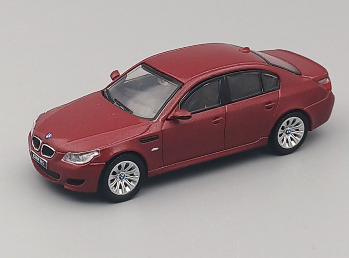 BMW M5 E60 (2004), red