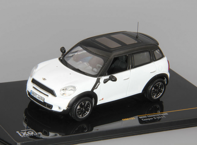 MINI Countryman Cooper S (2011), white black